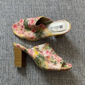 White Mountain slip-on heels